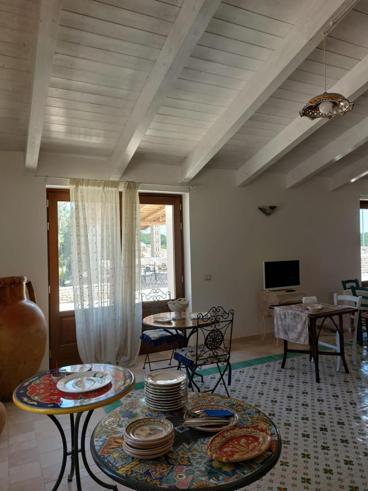 Resort Masseria Cecato Ночи Екстериор снимка