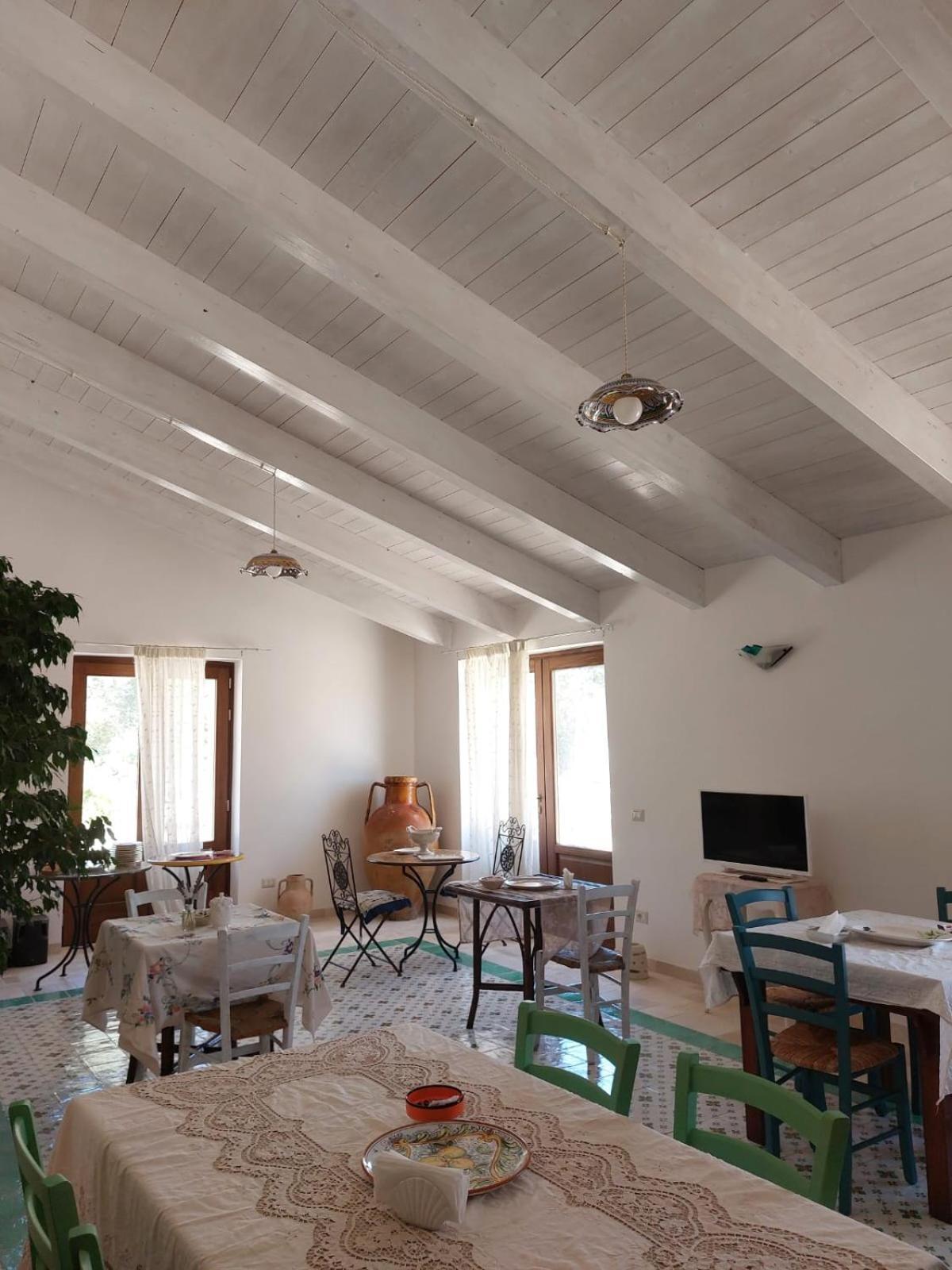 Resort Masseria Cecato Ночи Екстериор снимка