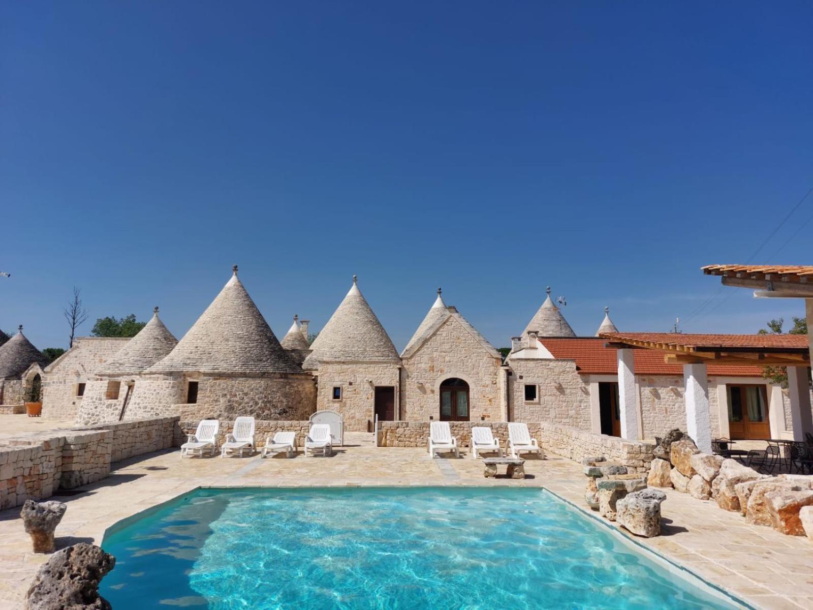 Resort Masseria Cecato Ночи Екстериор снимка