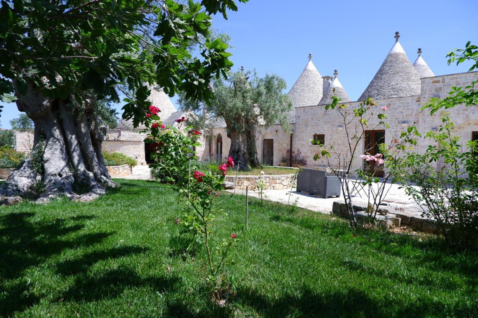 Resort Masseria Cecato Ночи Екстериор снимка