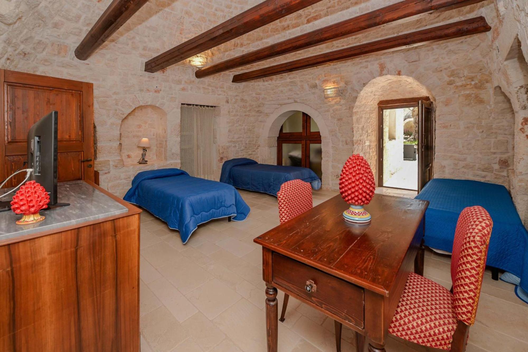 Resort Masseria Cecato Ночи Екстериор снимка
