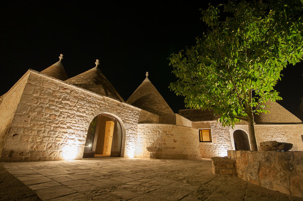 Resort Masseria Cecato Ночи Екстериор снимка