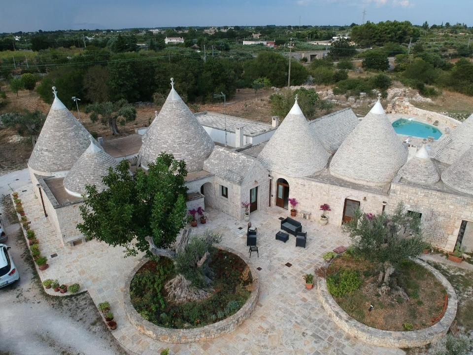 Resort Masseria Cecato Ночи Екстериор снимка